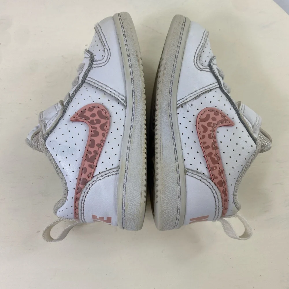 Nike Toddler Leather Court Borough White Sneakers with Pink Cheetah Swoosh Sz 5C